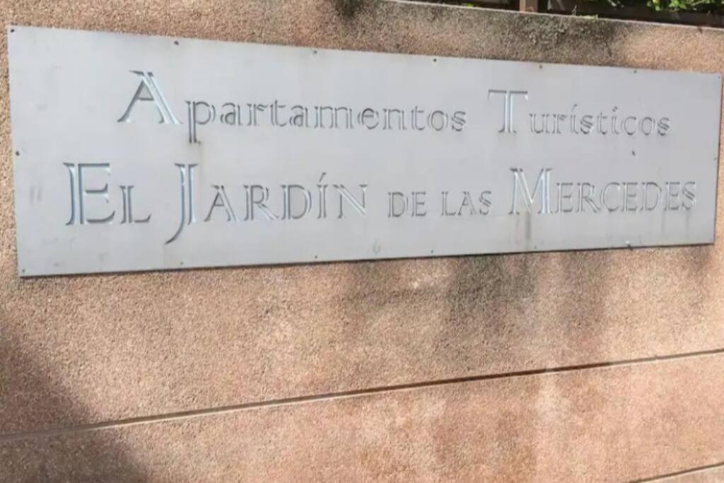 Samaniego, Piscina Y Garaje Junto Civitas Metropolitano Y Aeropuerto Madrid Luaran gambar